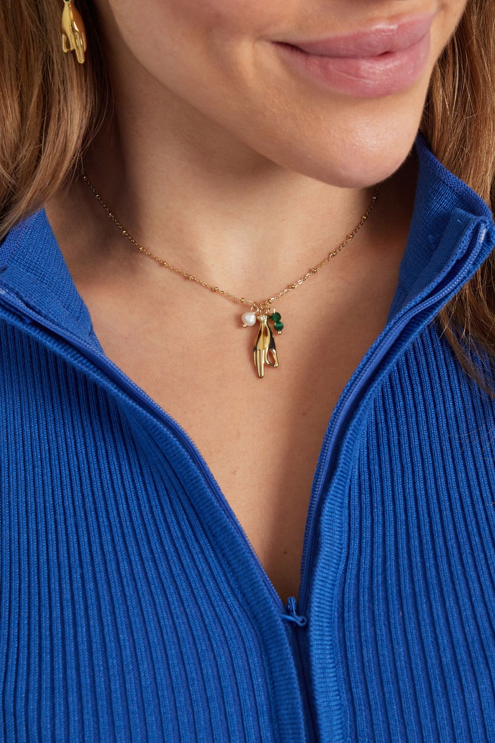 Necklace with open hand charm h5Picture3